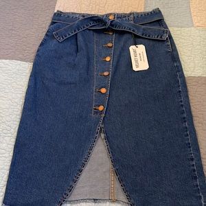 Denim skirt
